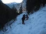 20 Pala, piccone, motosega per spianare